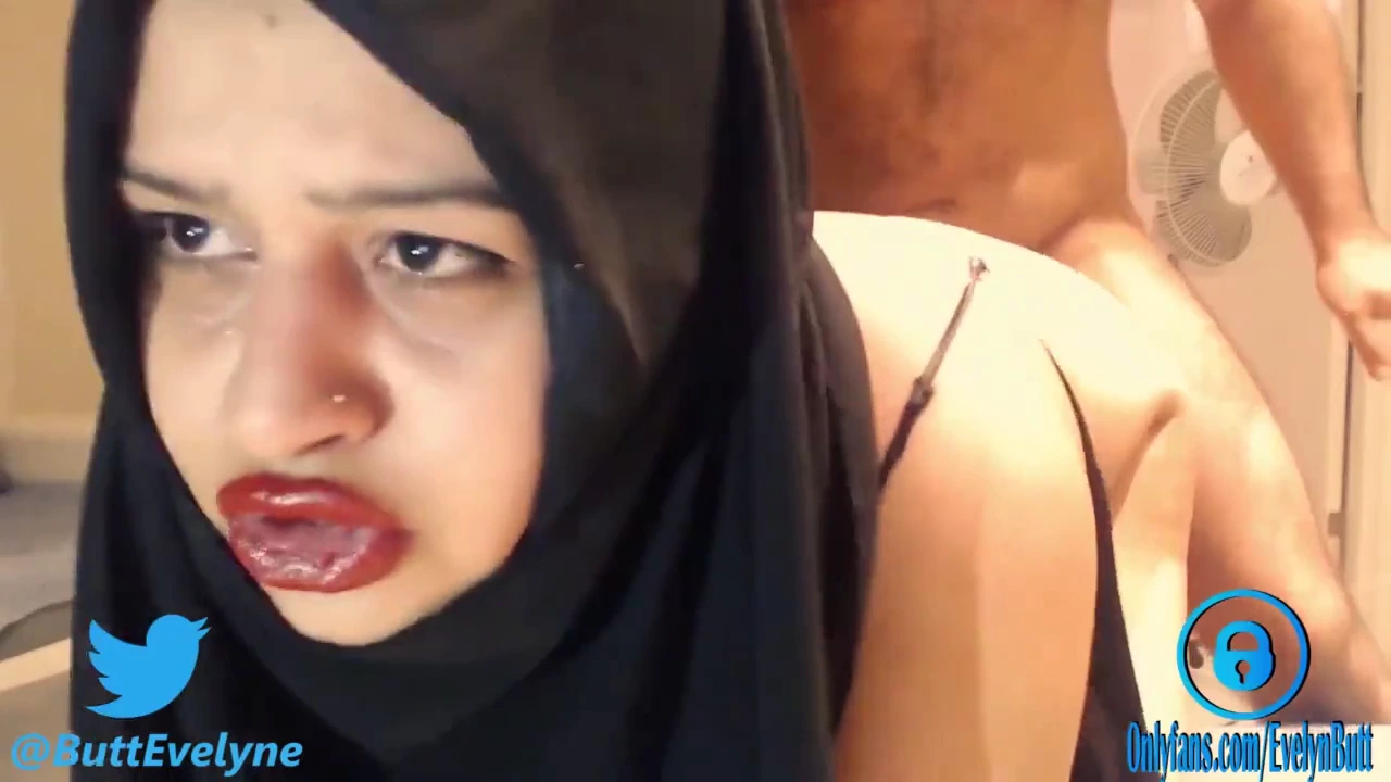 Big-assed hijab woman gets anal spanking! porn video