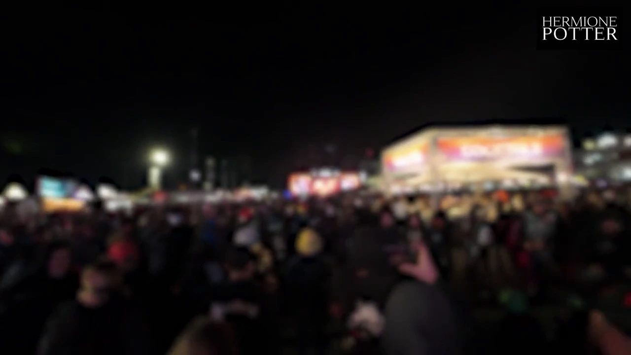 Rock am Ring 2024: A XXX vlog with 100,000 fans, 60 bands, and a facial in the tent. porn video