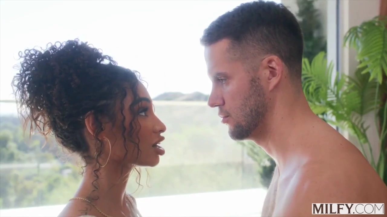 Fit yoga instructor Medusa gives a deepthroat blowjob and rides a young man's penis all day porn video