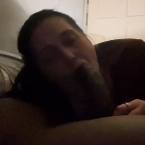 MILF's lips giving a satisfying oral pleasure porn video