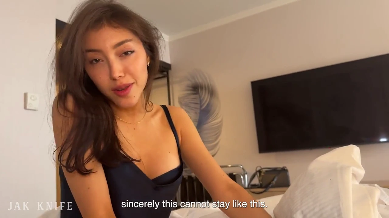 Hot Spanish beauty Ruth Lee uses body language to get what she wants from an American man. porn video